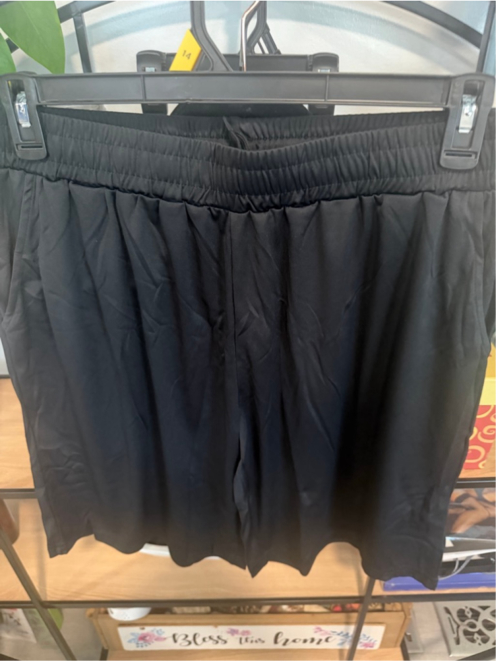 Men’s Unbranded Black Athletic Shorts Size L